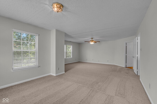 Building Photo - 10187 Hatherley Way