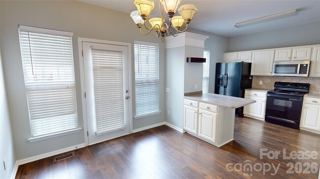 Building Photo - 5532 Werburgh St