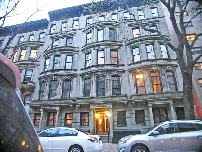 Primary Photo - 50 W 90th St