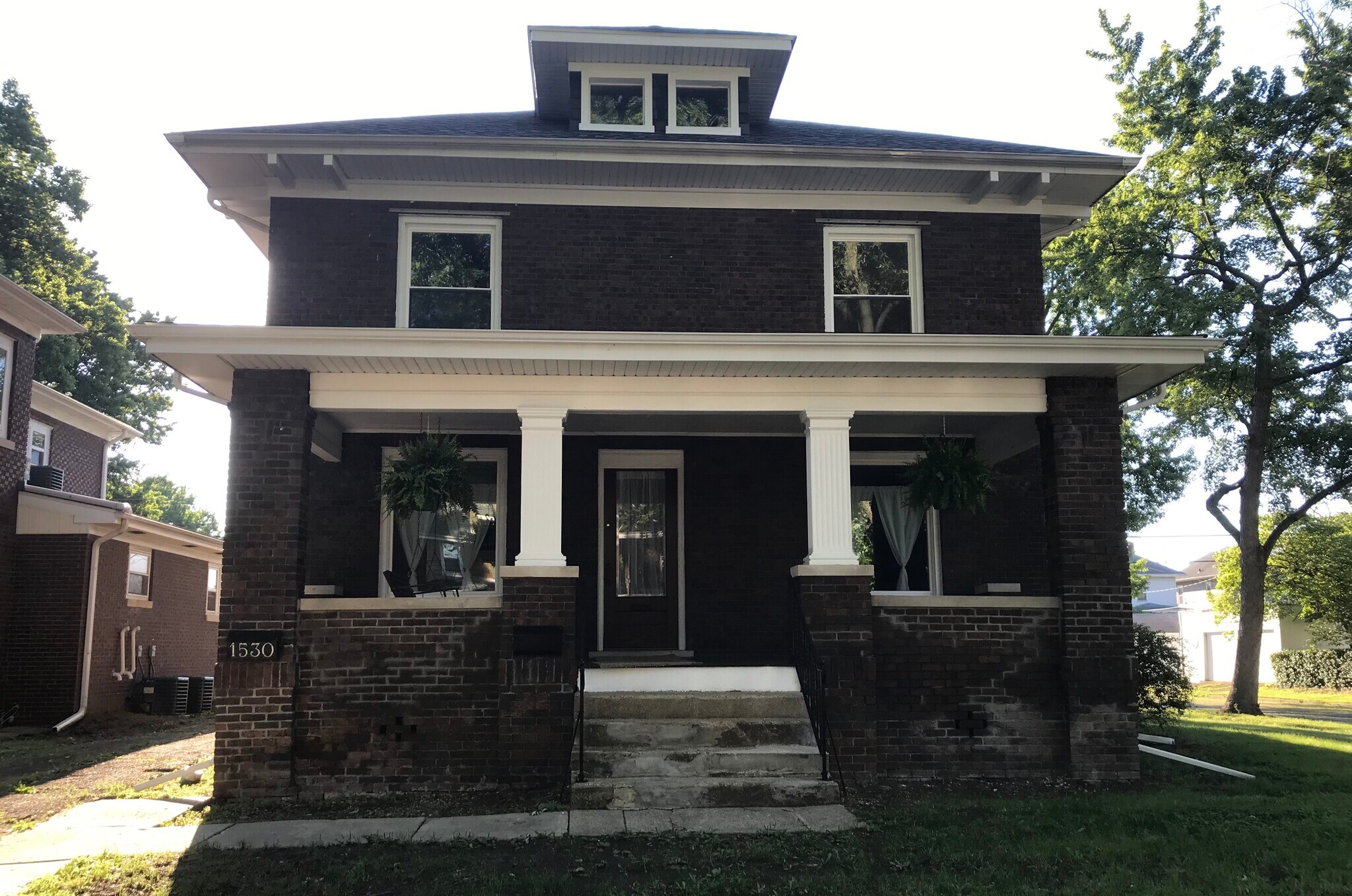 Building Photo - 1530 S 4th St