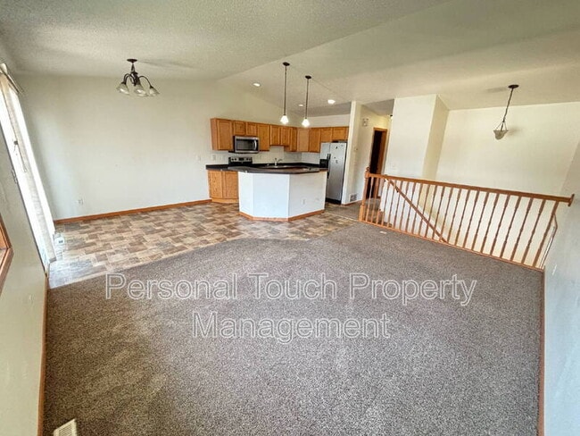 Primary Photo - 6181 35th St S