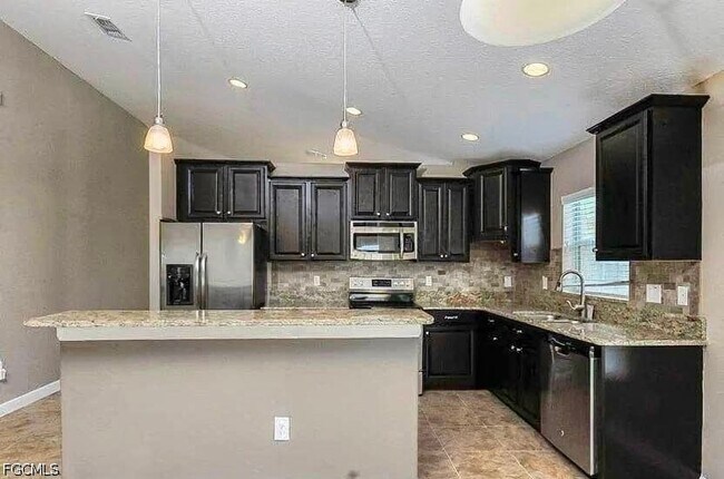 Building Photo - 5307 Cortland Dr