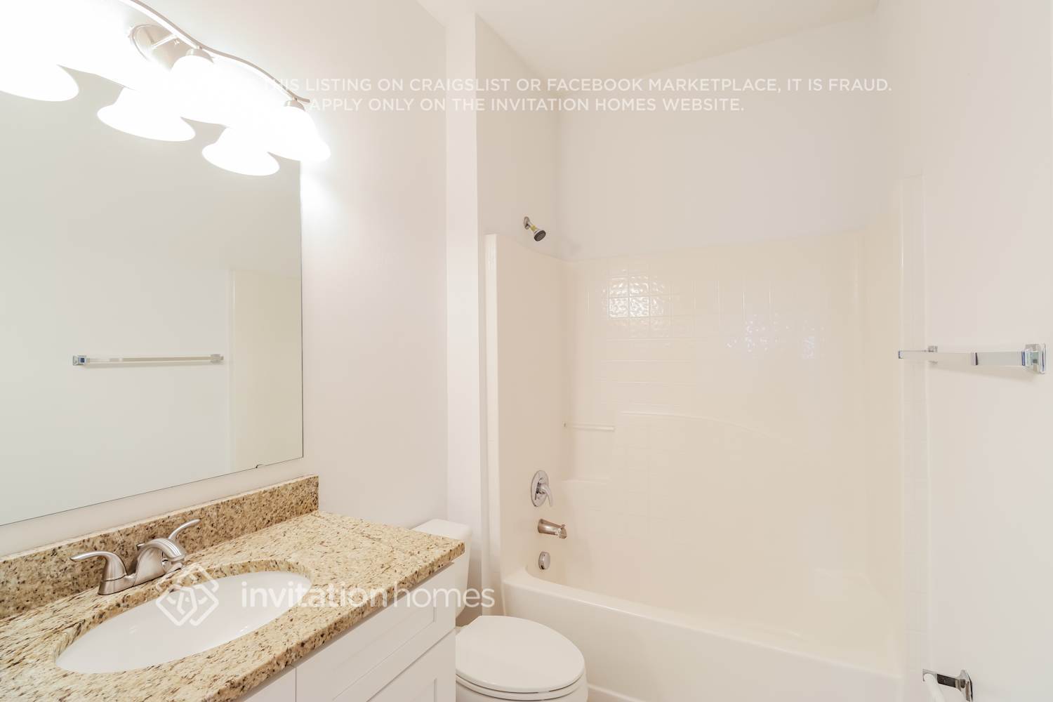Building Photo - 4496 Four Lakes Dr