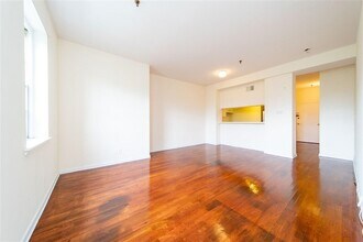 Building Photo - 227 Christopher Columbus Dr