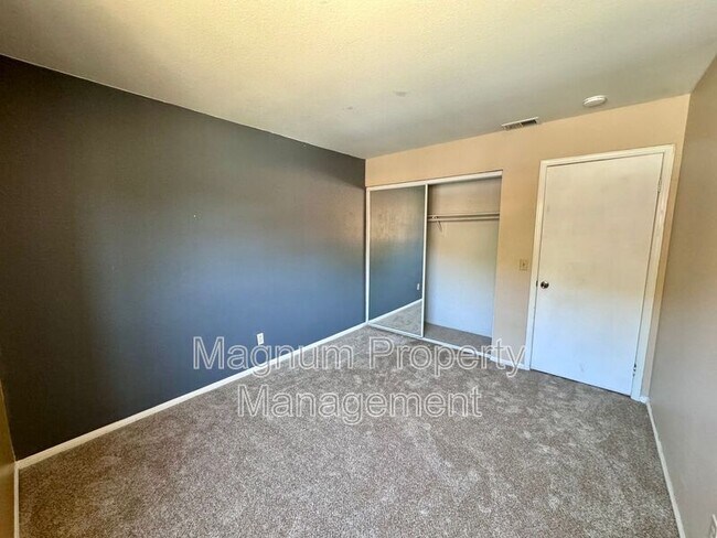 Building Photo - 24453 Jacarte Dr