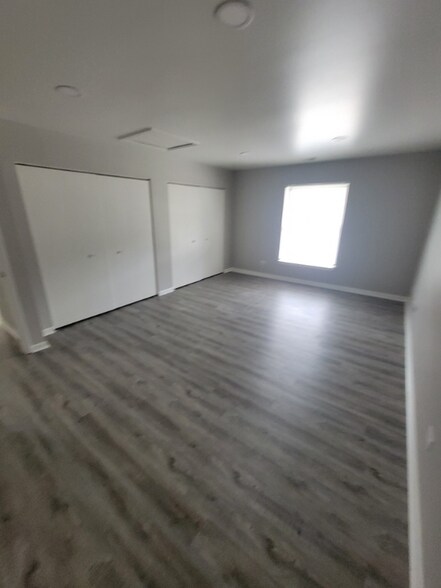 Building Photo - 4905 Belmont Rd