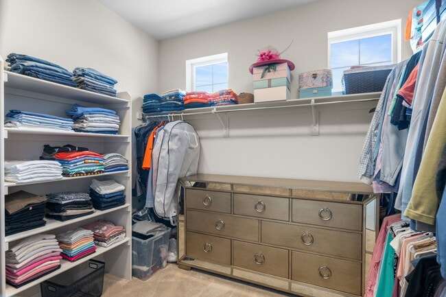 Building Photo - 6625 S Lee St