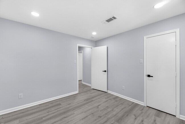 Building Photo - 11402 Ash Creek Dr