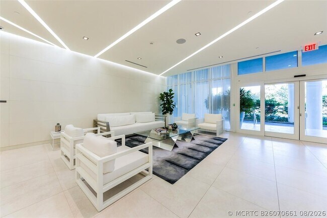 Building Photo - 4250 Biscayne Blvd