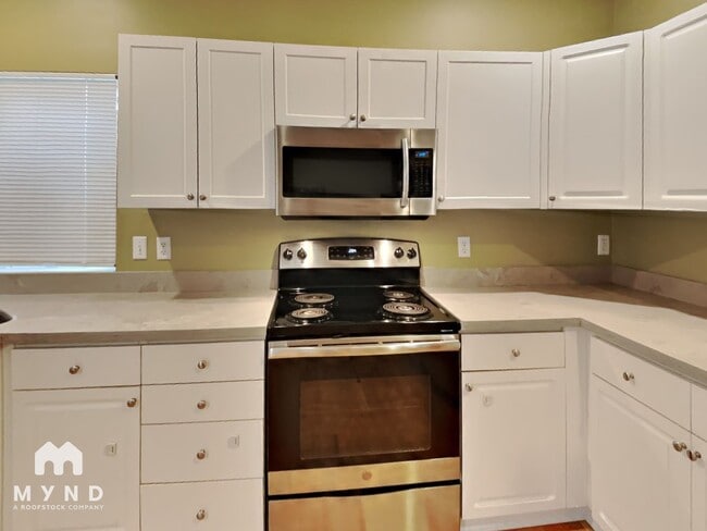 Building Photo - 24944 SE 43rd St