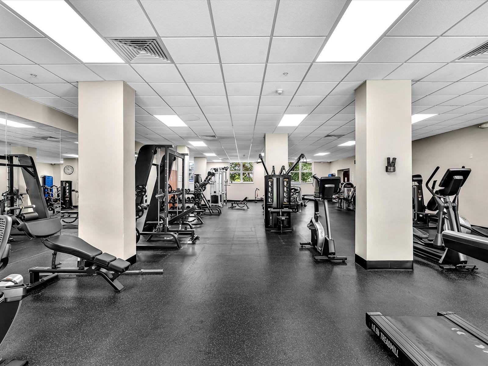 Building Photo - 3001 S Ocean Dr