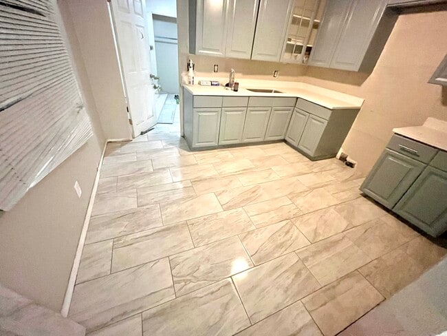 Building Photo - 1900 45th St S