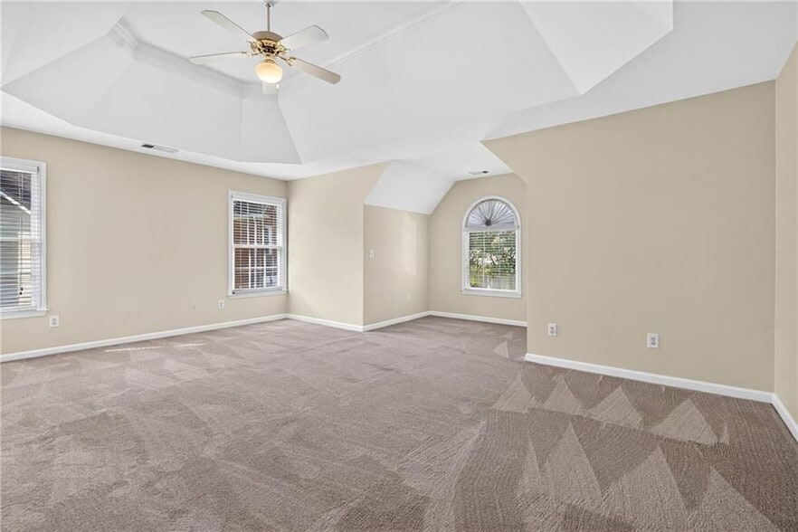 Building Photo - 2311 Ravinia Ct NE