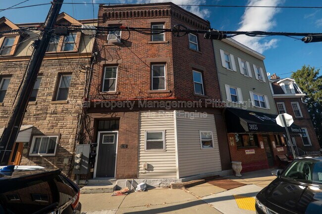 Building Photo - 3053 Brereton St