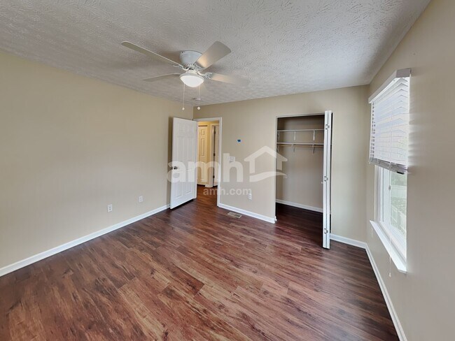 Building Photo - 167 Firestone Dr