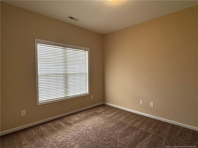 Building Photo - 134 Whitetail Ct