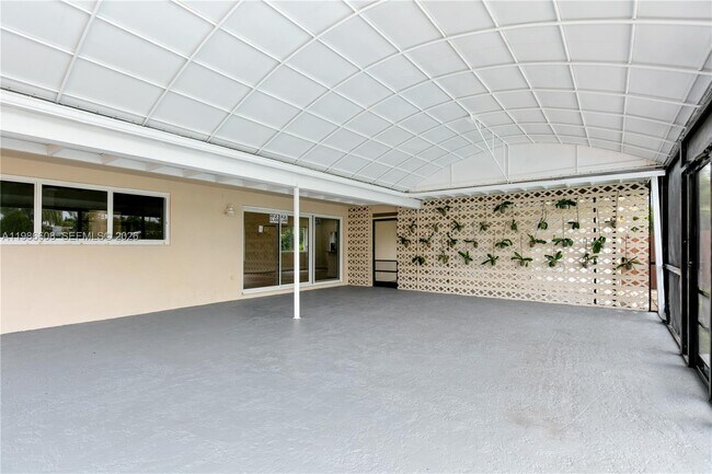 Building Photo - 1507 Harding St