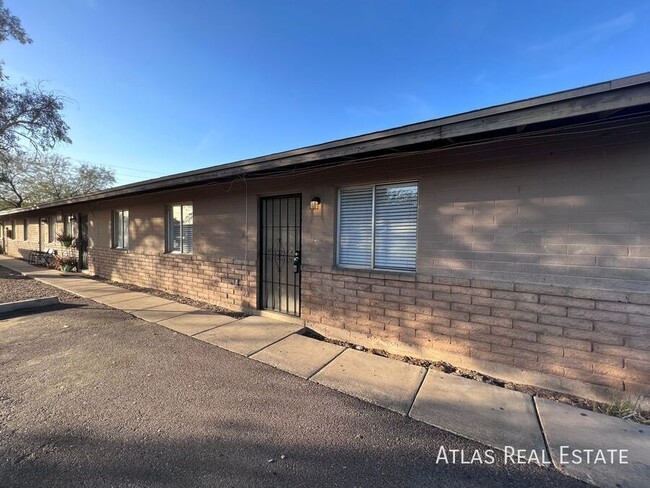 Building Photo - 8315 N 61st Ave