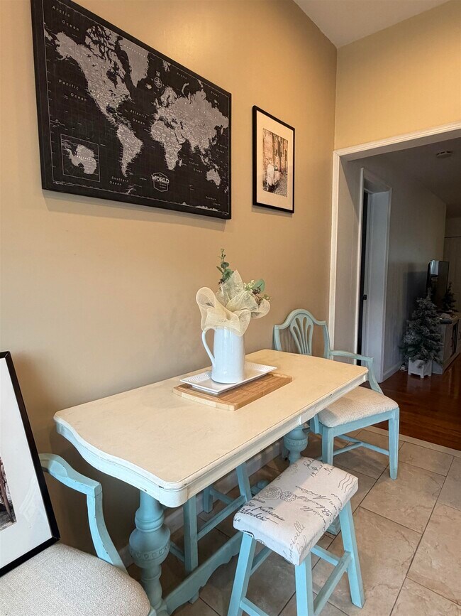 Building Photo - 72 Reservoir Ave