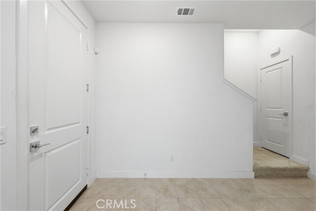 Building Photo - 158 Restore