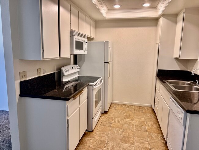 Building Photo - 10232 Black Mountain Rd