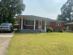 Building Photo - 5804 Benny Rd