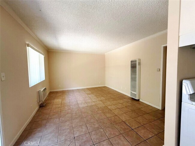 Building Photo - 8371 Northgate Ave