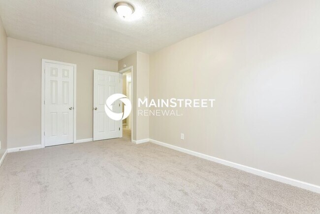 Building Photo - 3 Bedroom Pet-Friendly Home in Lithonia, GA with Main Street Renewal
