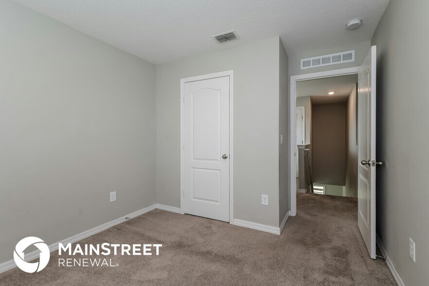 Building Photo - 1707 Sail Ct