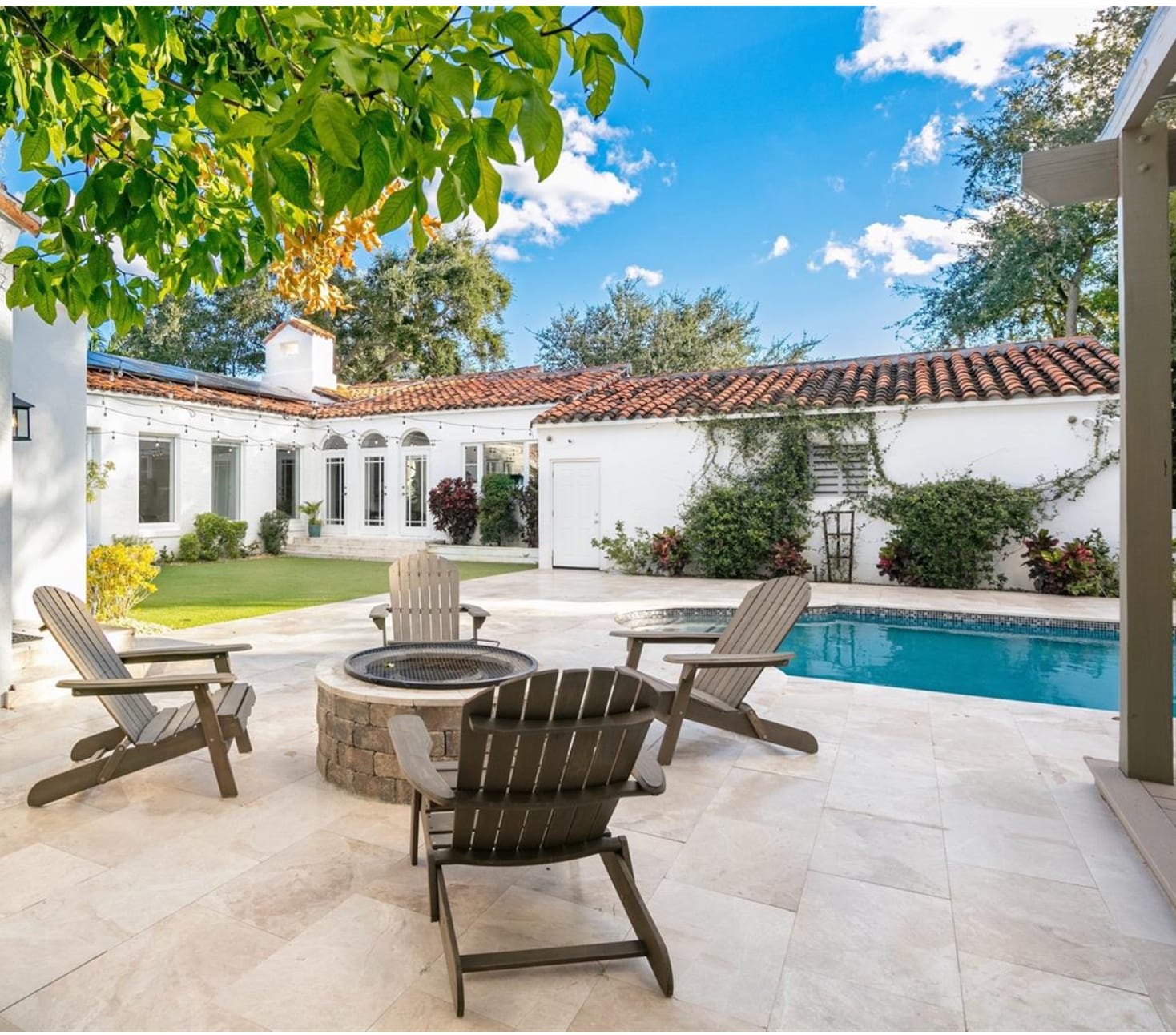 Building Photo - 113 NE 101st St