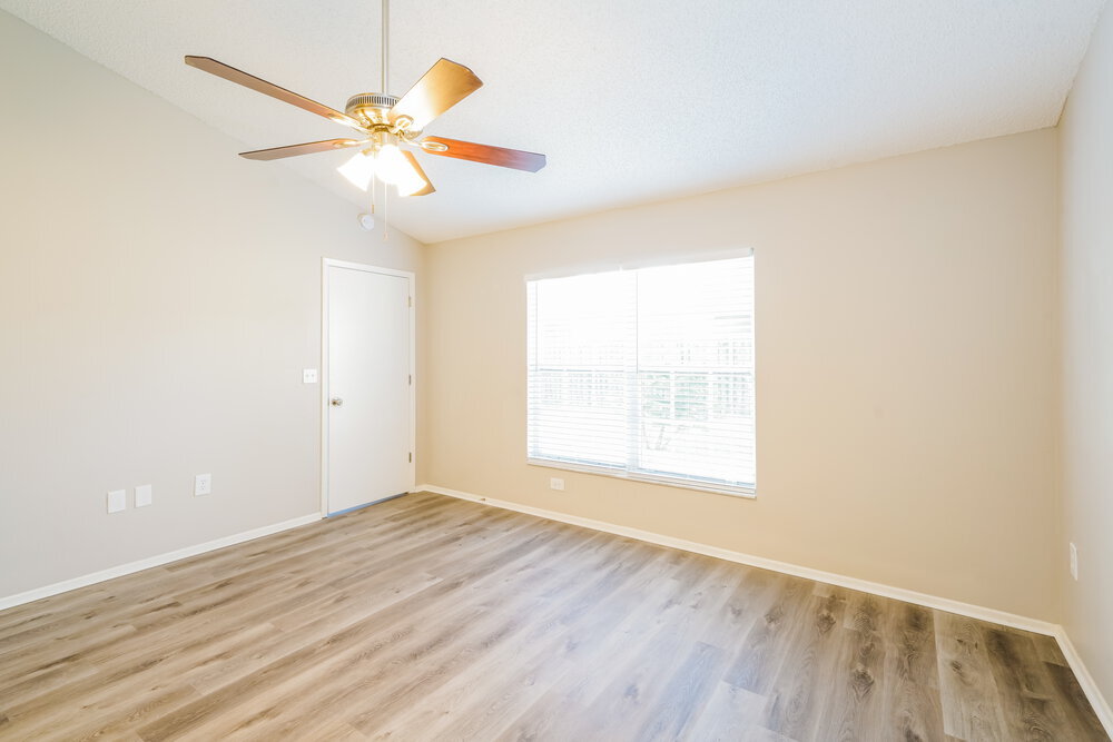 Building Photo - 1434 Lakehurst Way