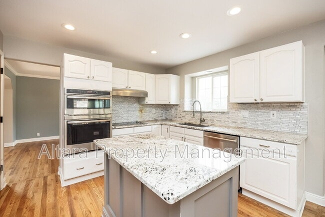 Building Photo - 1825 Starstone Ct