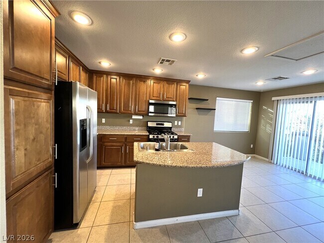Building Photo - 8154 Sandy Slope Ct