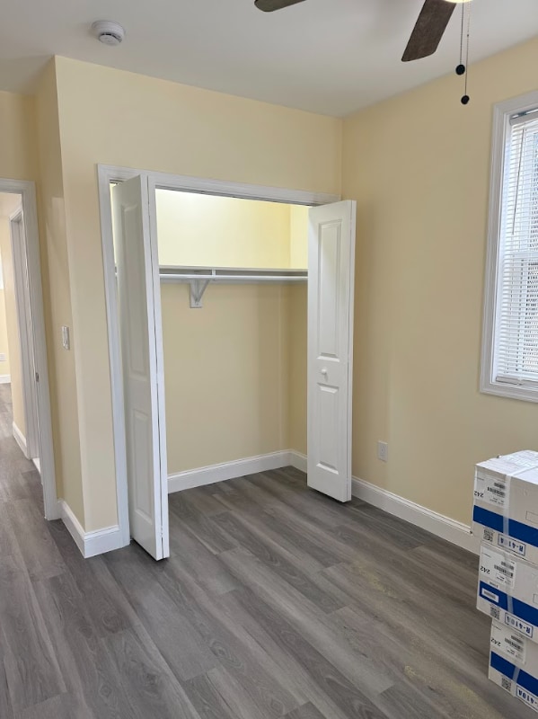 Building Photo - 1820 C St NE