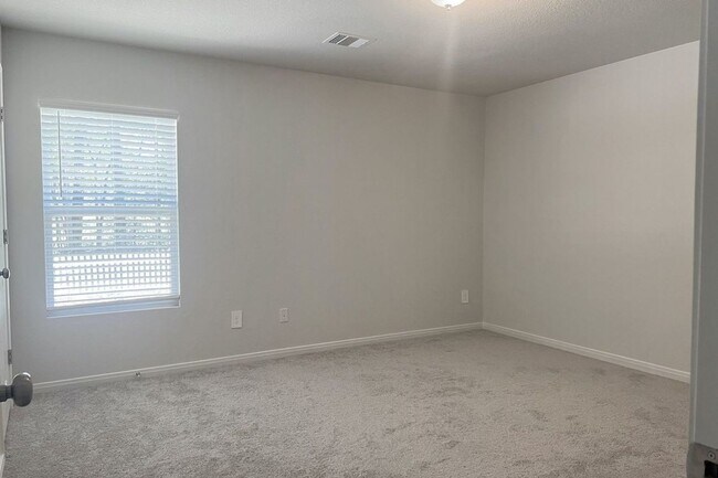 Building Photo - The home is a 1 story, 2 car garage 3 bedrooms, 2 full baths. Open floor plan from the kitchen ar...