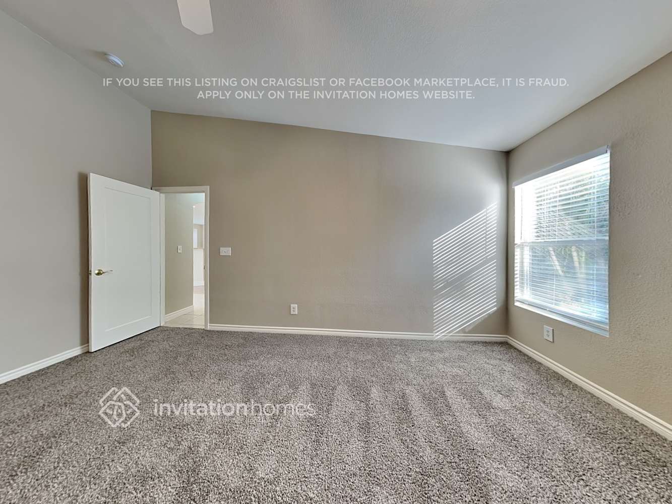 Building Photo - 4921 Sapphire Light St