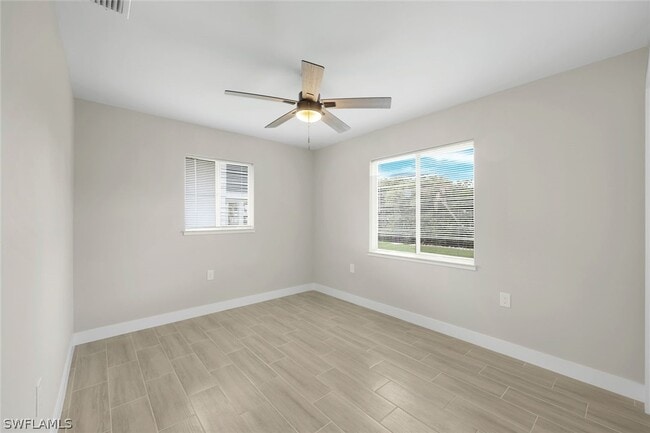 Building Photo - 27150 Esther Dr