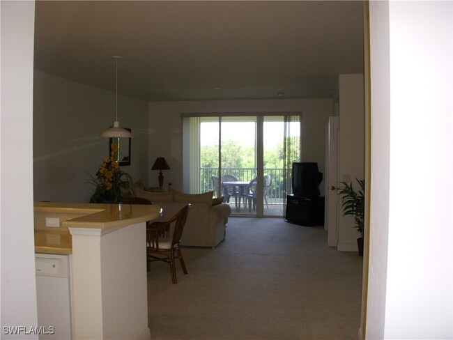 Building Photo - 11021 Gulf Reflections Drive