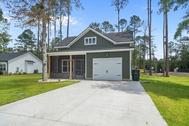 Building Photo - 145 Waters Cir