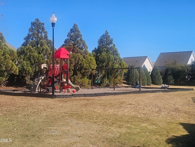 Building Photo - 30 Reunion Ct