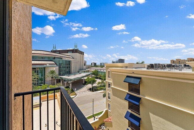 Building Photo - 651 Okeechobee Blvd
