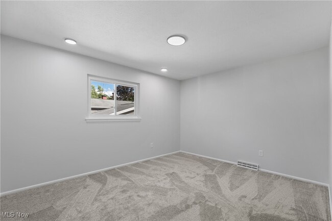 Building Photo - 23938 Delmere Dr
