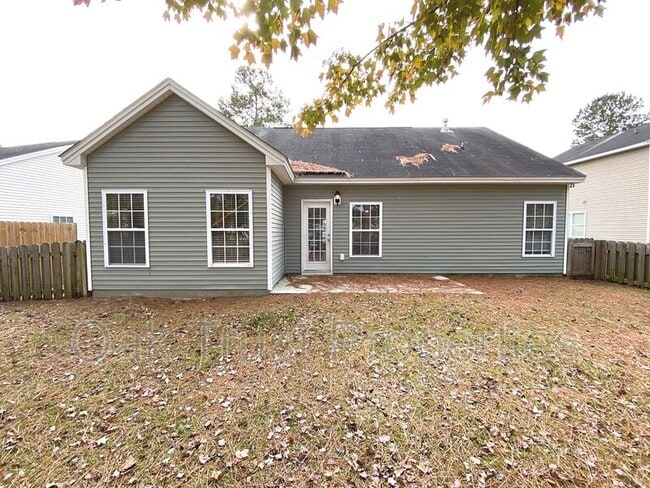 Building Photo - 136 Mcgrady Dr