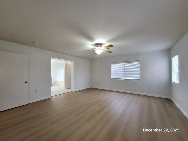 Building Photo - 204 Hickory Heights Ave