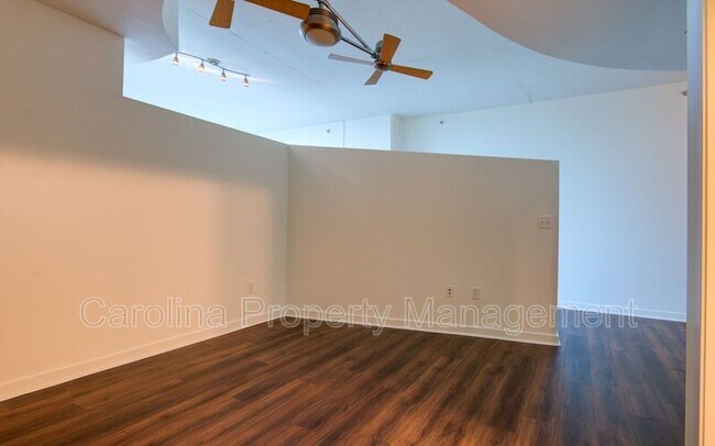 Building Photo - 210 N Church St