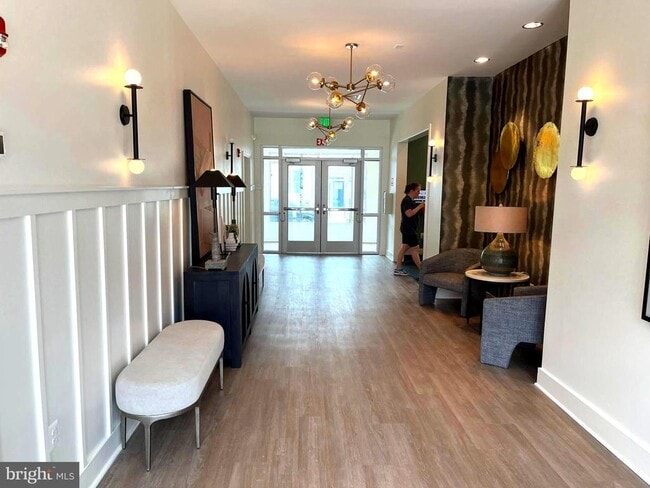 Building Photo - 7618 Johnnycake Rd