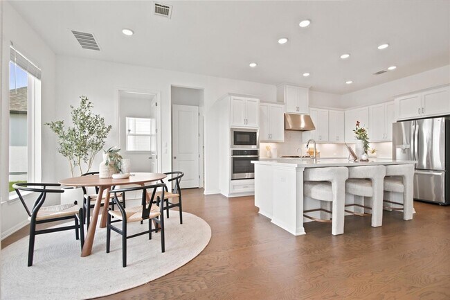 Building Photo - 1108 Trevi Fontana Dr.