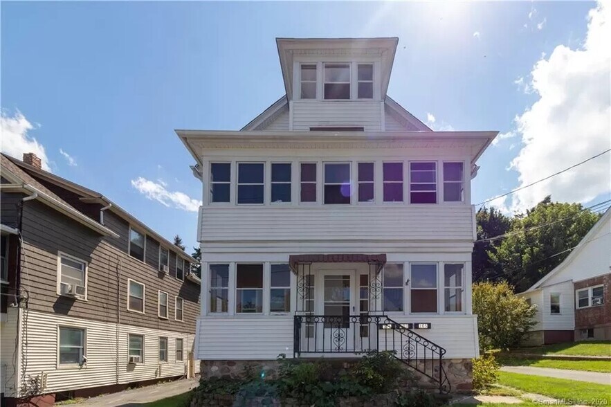 Building Photo - 103 Gridley St