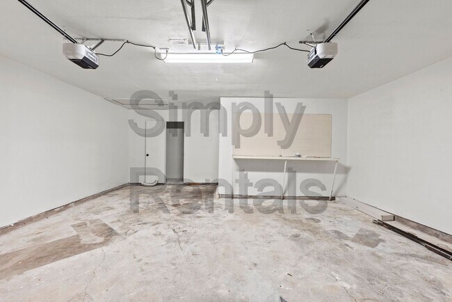 Building Photo - 3 Timberside Dr