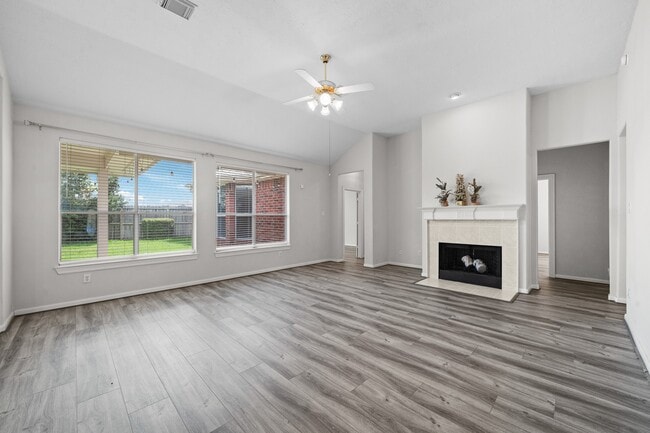 Building Photo - 23818 Indian Hills Way